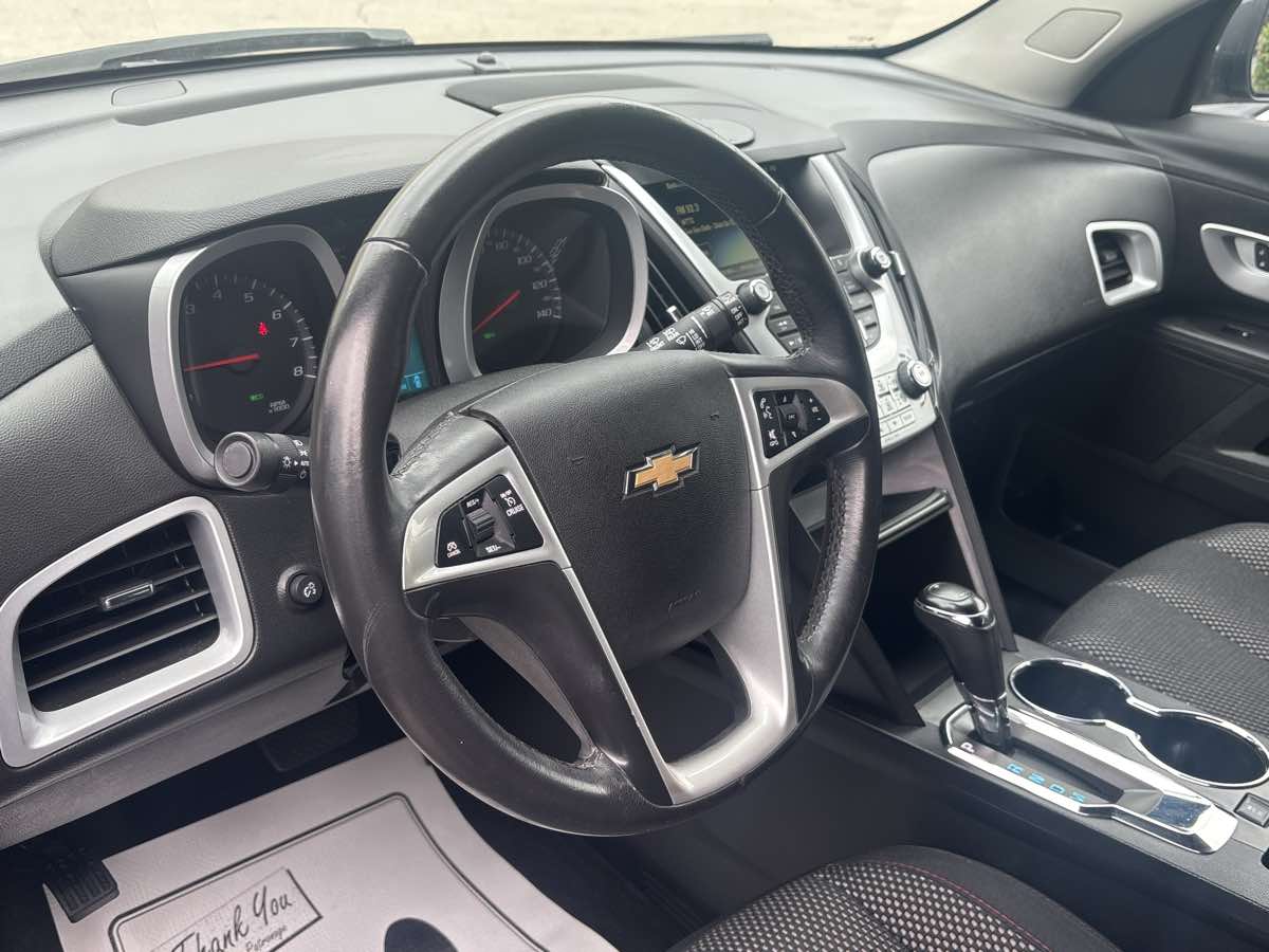 Photo 21 of this Chevrolet Equinox