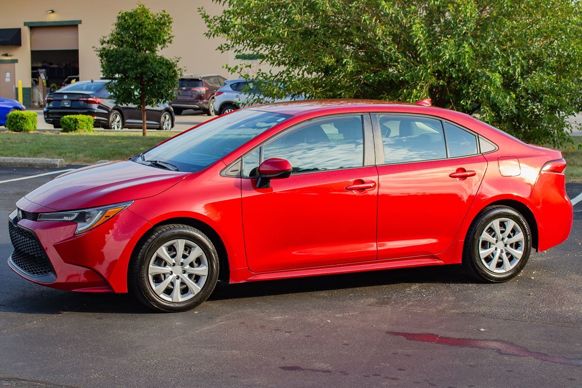 Photo 4 of this Toyota Corolla