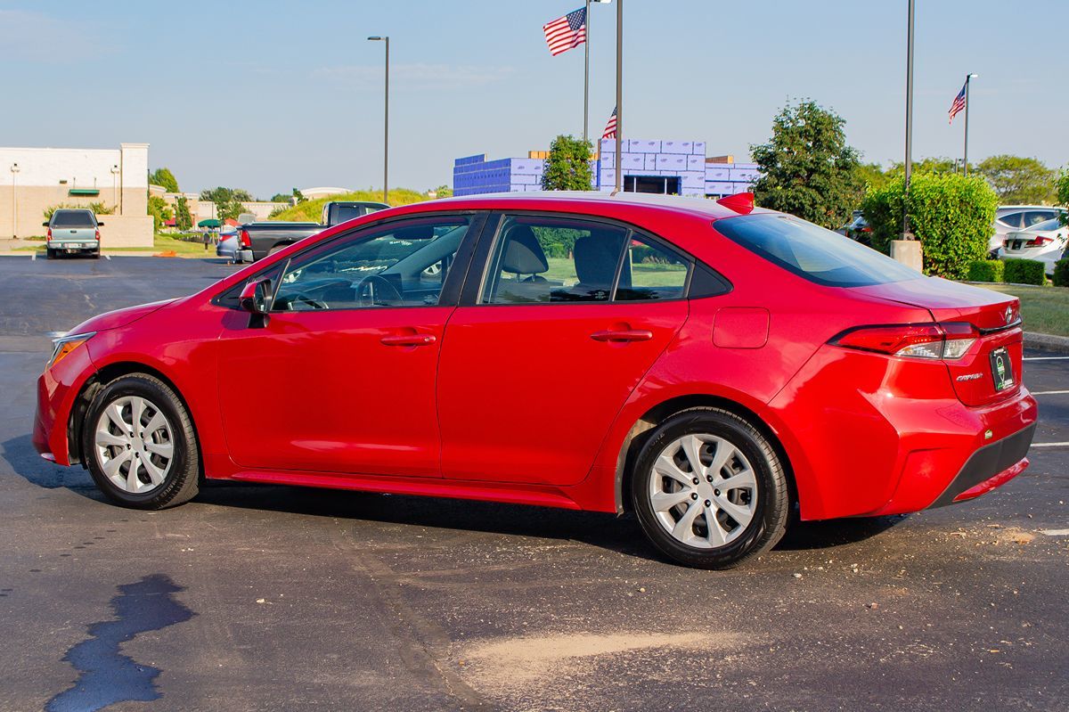 Photo 6 of this Toyota Corolla