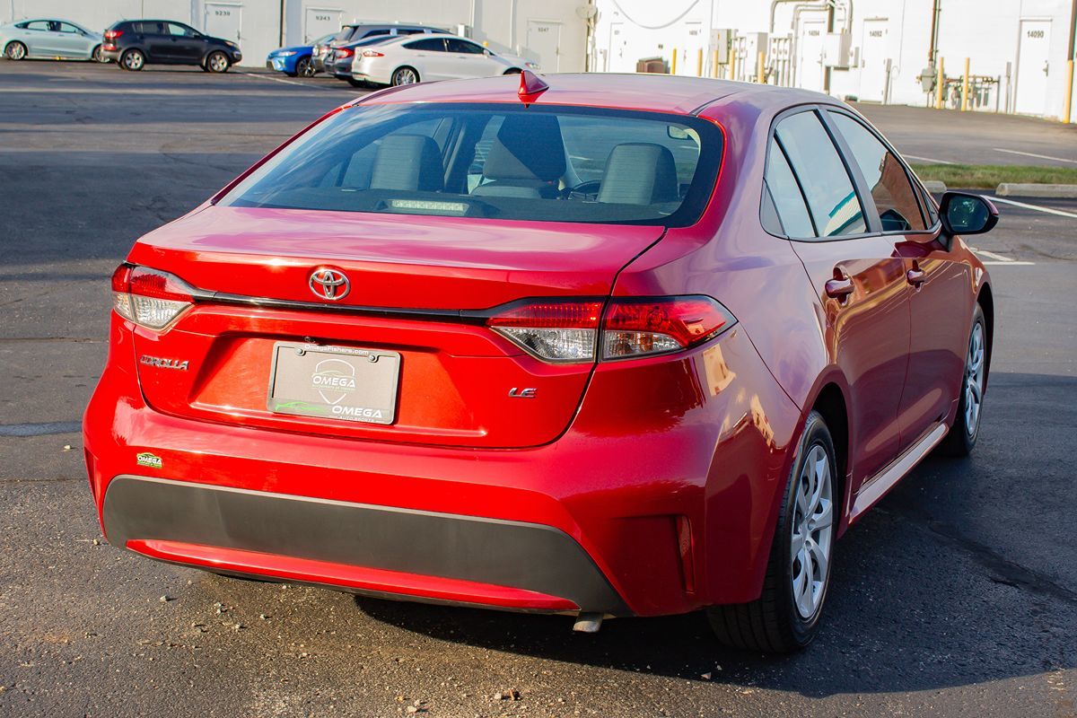Photo 9 of this Toyota Corolla