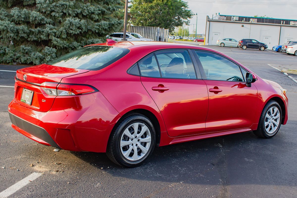 Photo 10 of this Toyota Corolla