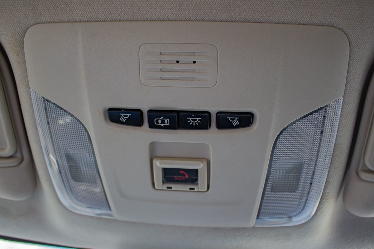 Photo 30 of this Toyota Corolla