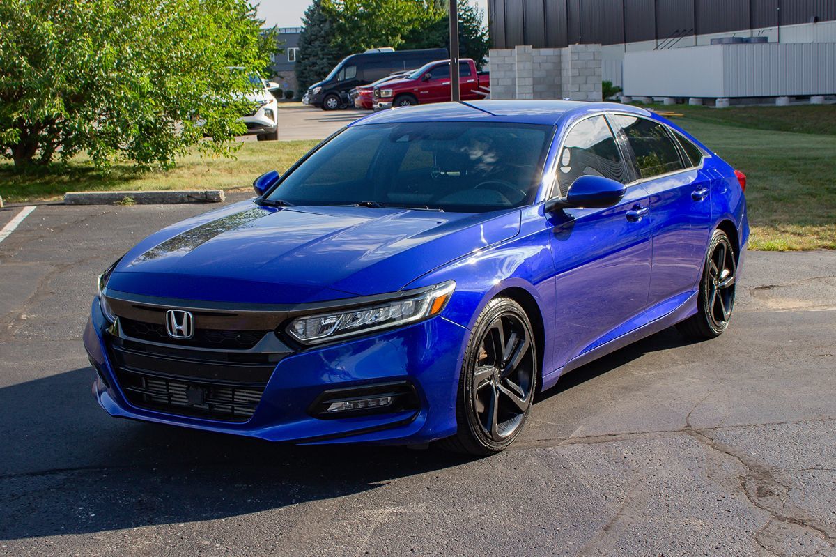 Photo 3 of this Honda Accord Sedan