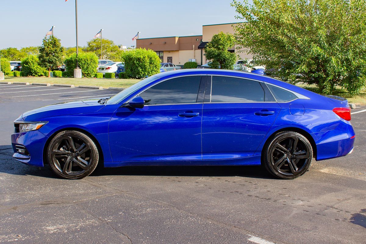 Photo 5 of this Honda Accord Sedan
