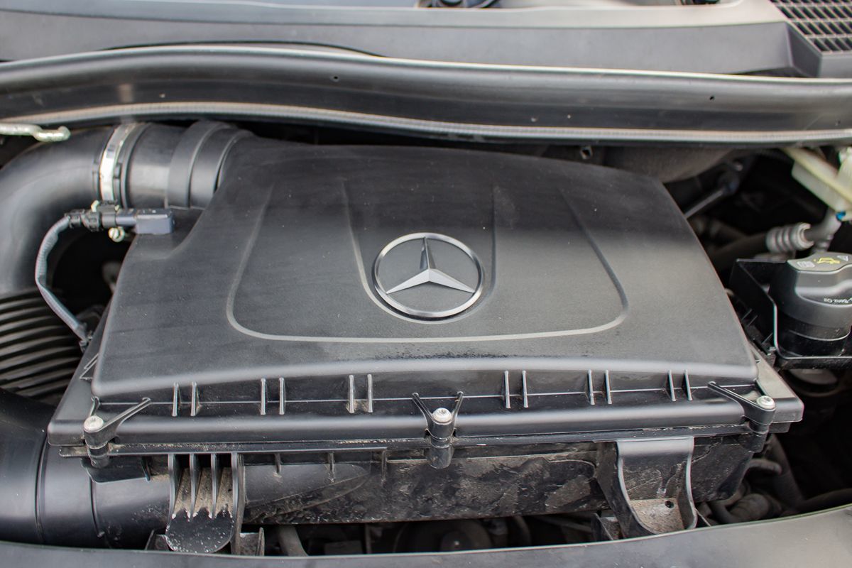 Photo 29 of this Mercedes-Benz Metris Passenger Van