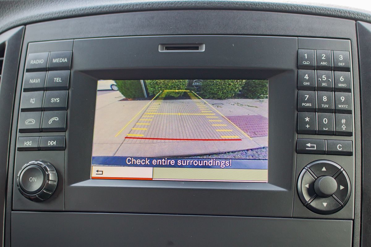 Photo 25 of this Mercedes-Benz Metris Passenger Van