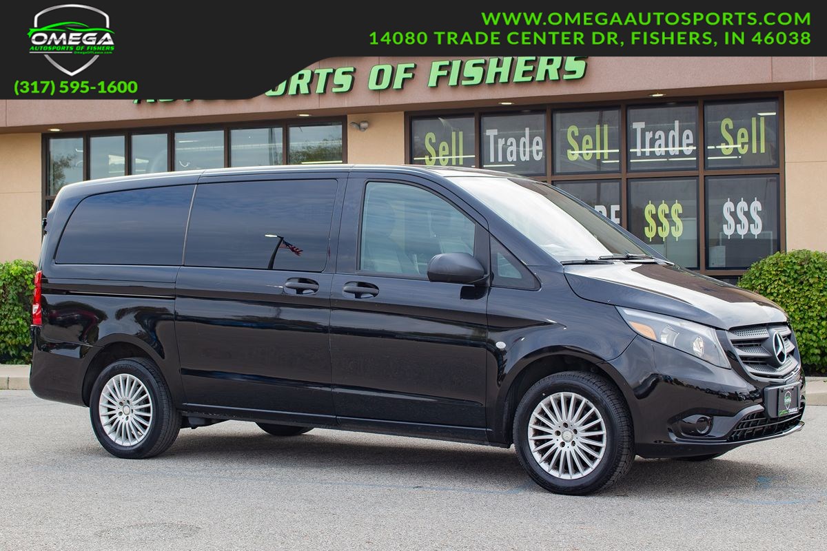 2018 Mercedes-Benz Metris Passenger Van