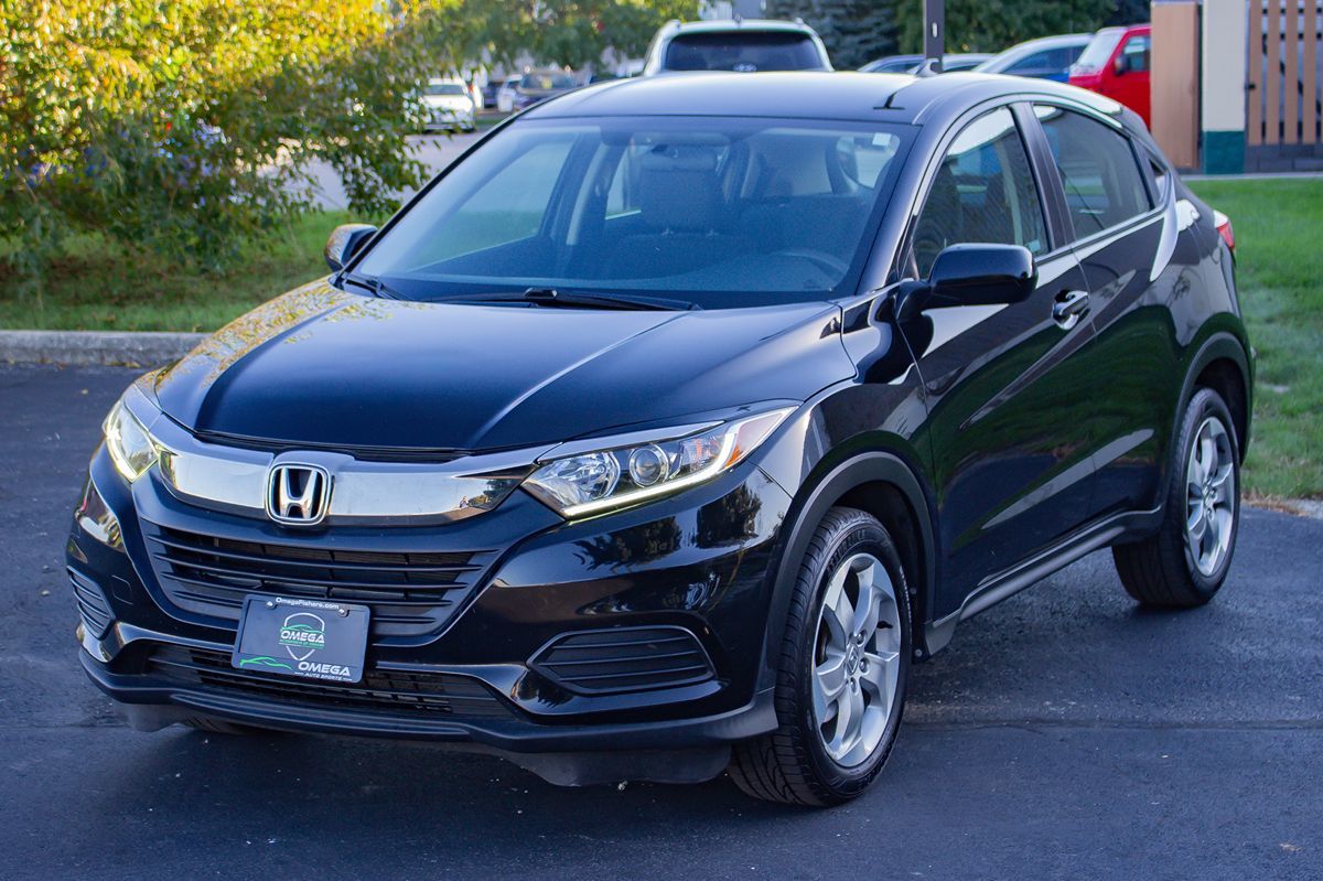 Photo 3 of this Honda HR-V