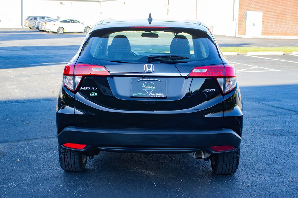 Photo 8 of this Honda HR-V