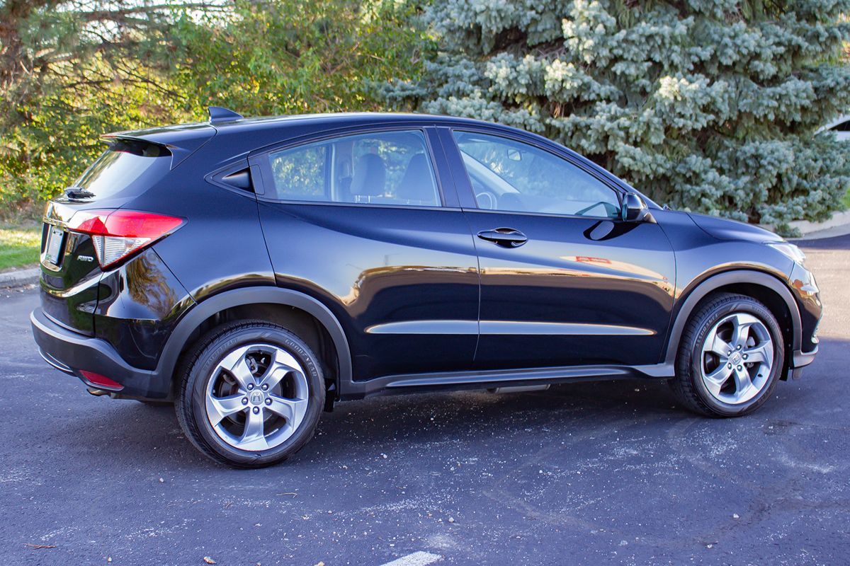 Photo 10 of this Honda HR-V