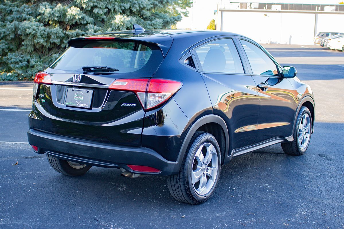 Photo 9 of this Honda HR-V