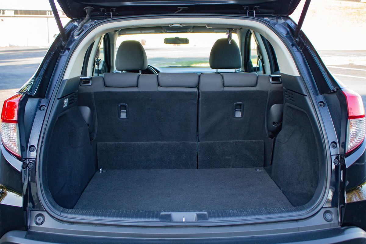 Photo 16 of this Honda HR-V