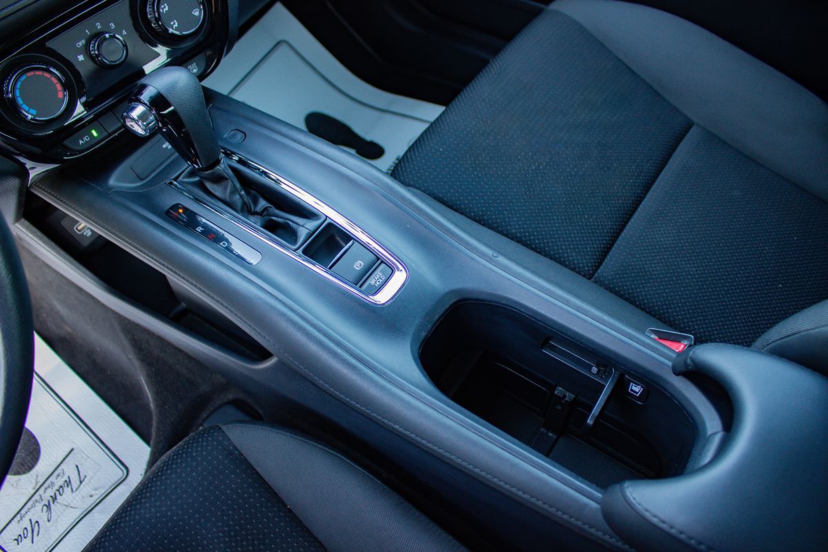 Photo 26 of this Honda HR-V
