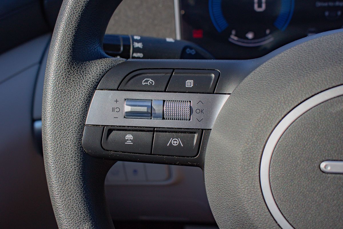 Photo 22 of this Hyundai Tucson