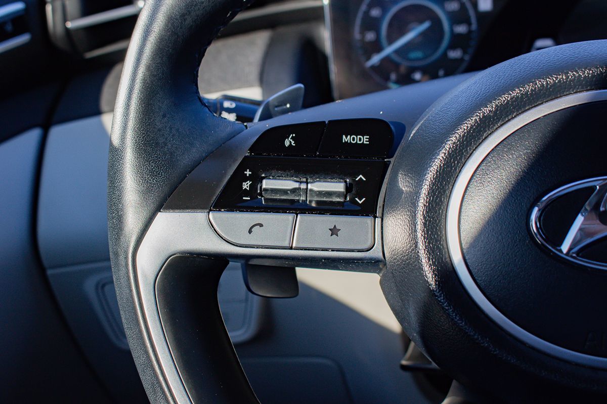 Photo 26 of this Hyundai Tucson Hybrid
