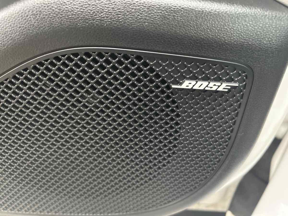 Photo 16 of this Hyundai Tucson Hybrid