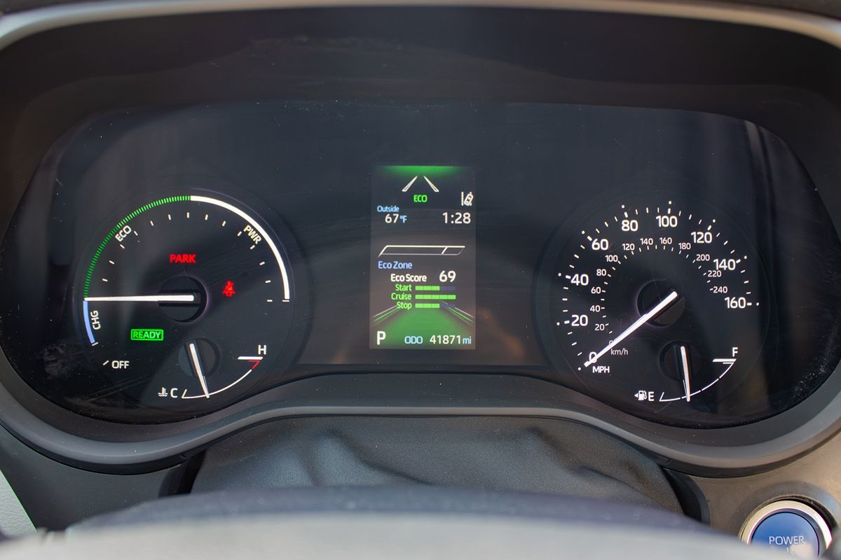 Photo 20 of this Toyota Sienna