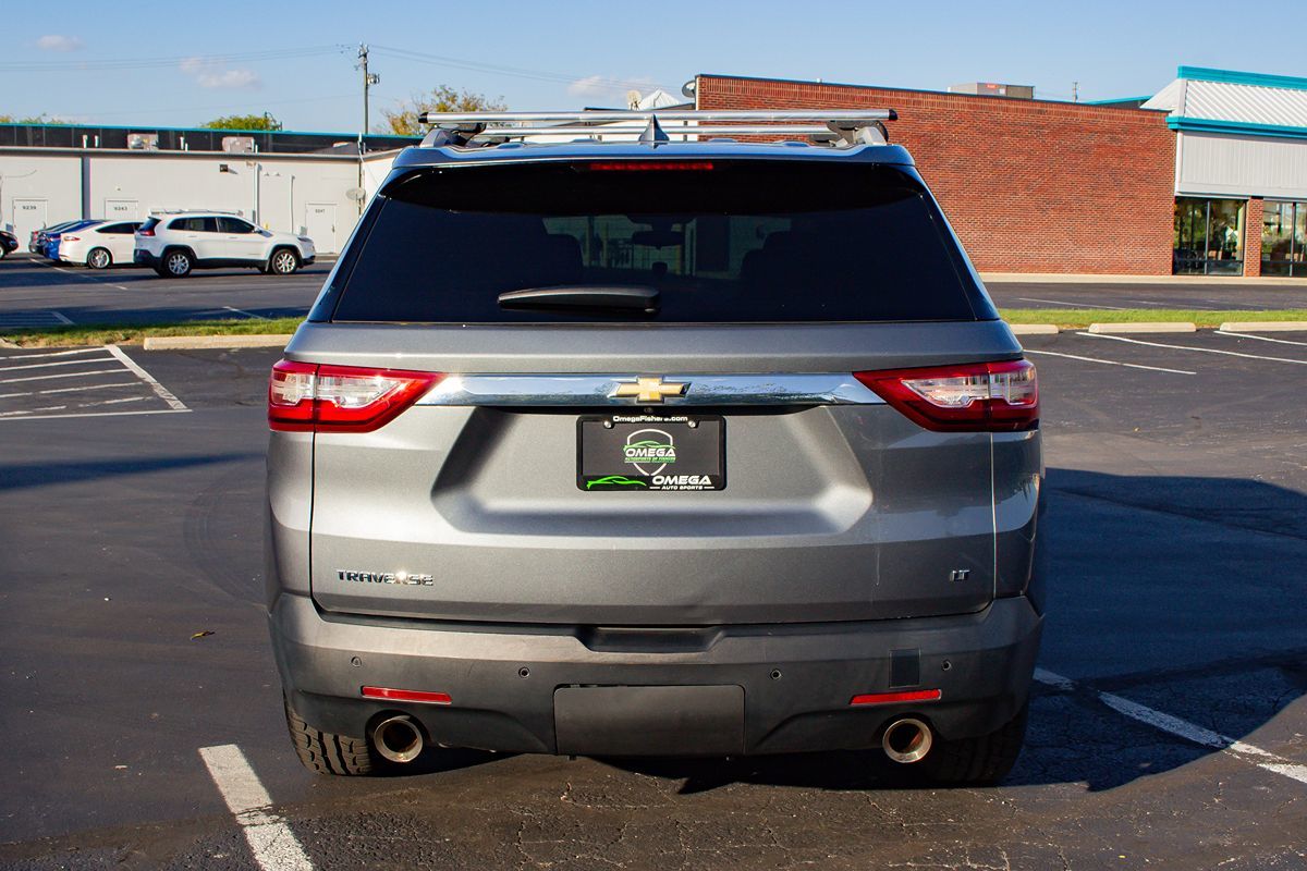 Photo 8 of this Chevrolet Traverse