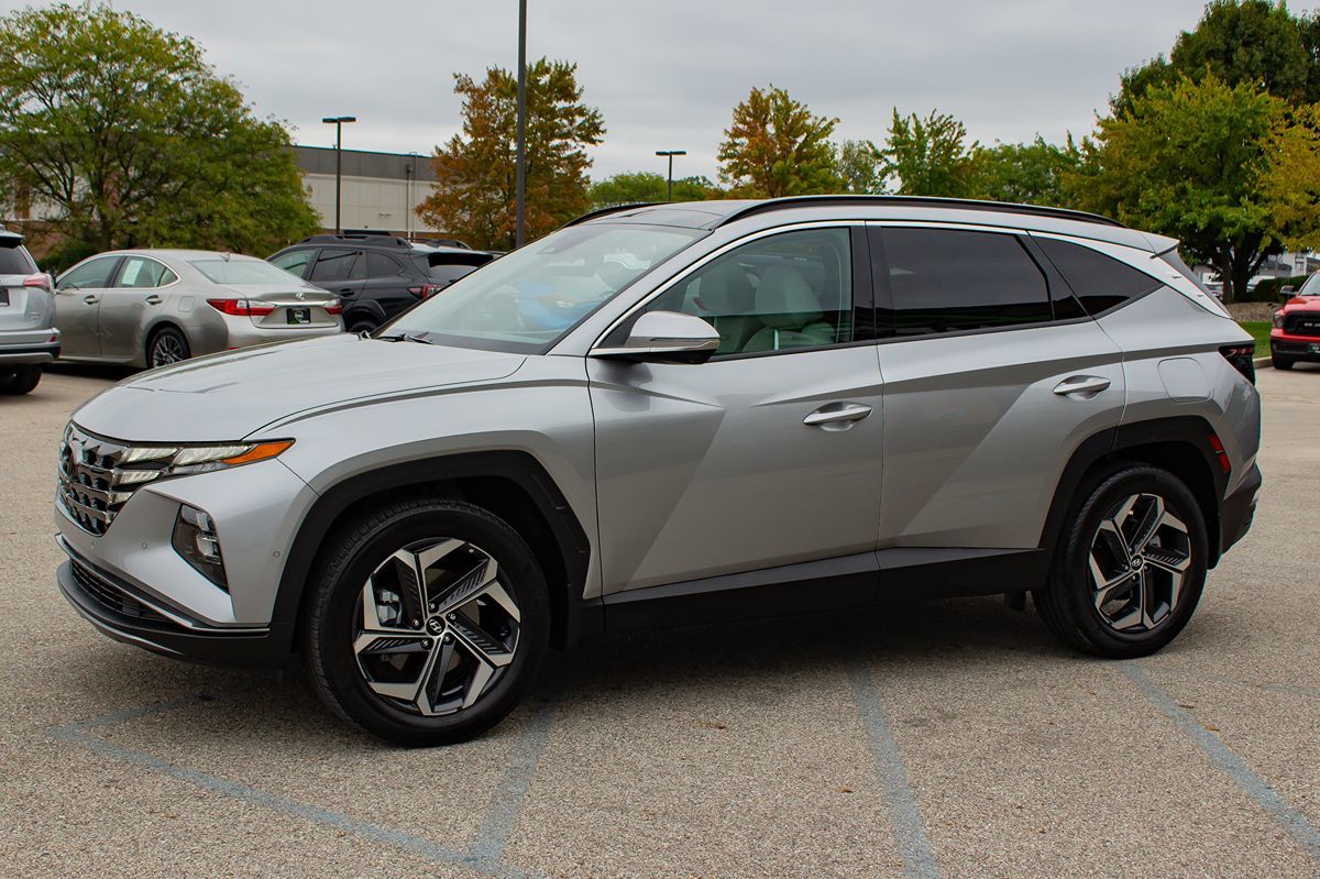 Photo 4 of this Hyundai Tucson