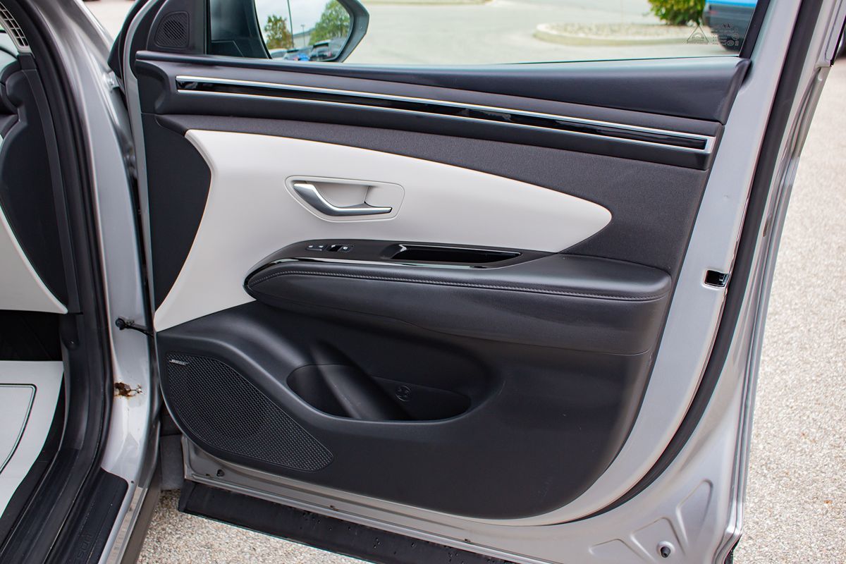 Photo 19 of this Hyundai Tucson