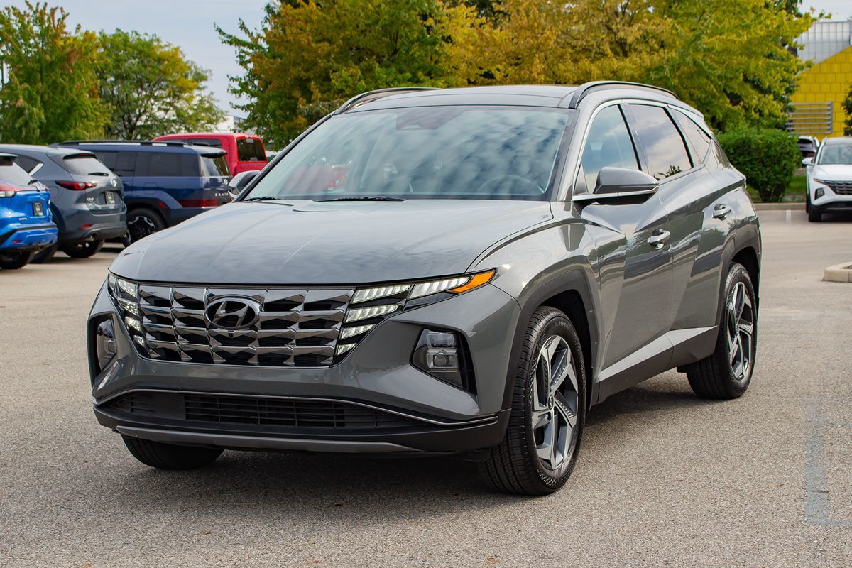 Photo 3 of this Hyundai Tucson