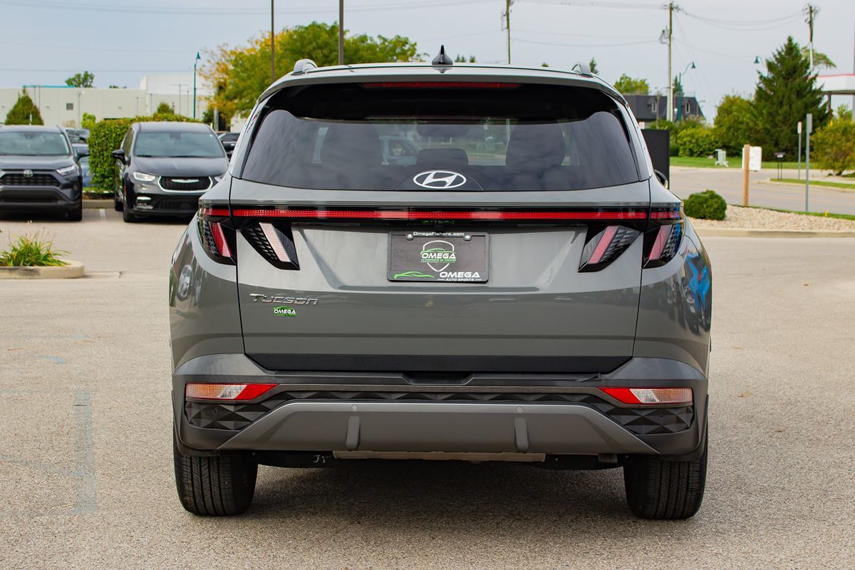 Photo 9 of this Hyundai Tucson