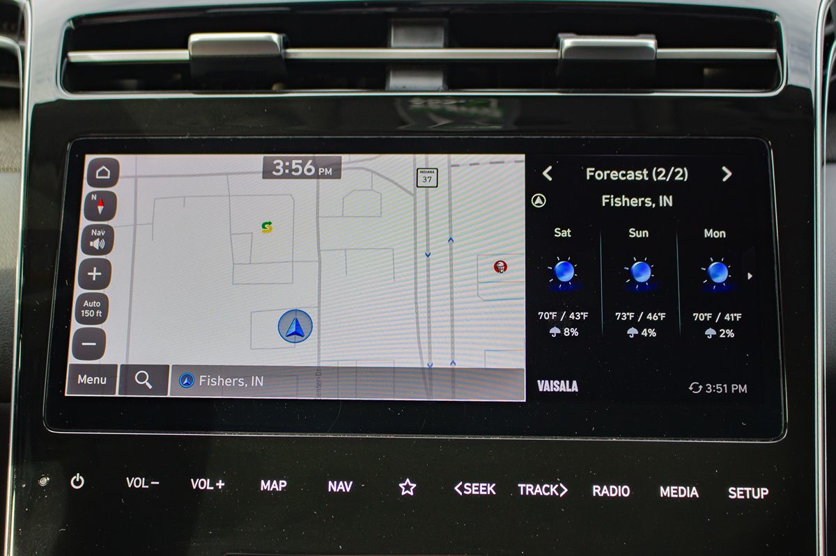 Photo 29 of this Hyundai Tucson
