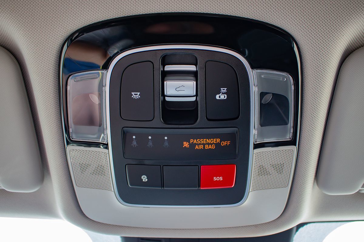 Photo 33 of this Hyundai Tucson