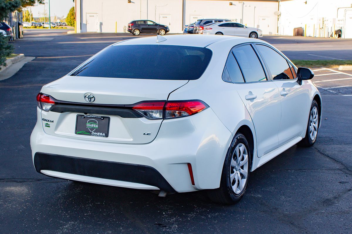 Photo 9 of this Toyota Corolla