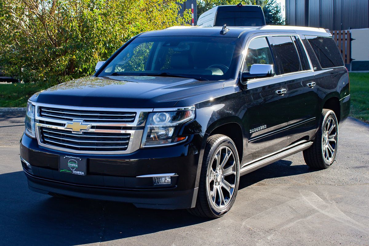 Photo 3 of this Chevrolet Suburban