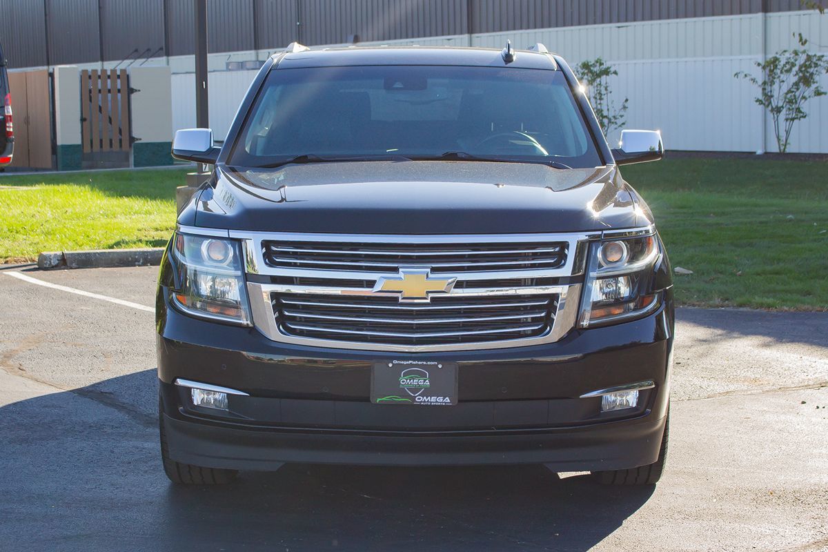 Photo 2 of this Chevrolet Suburban