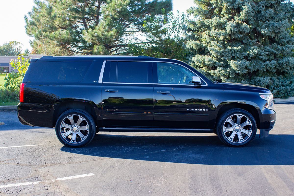 Photo 10 of this Chevrolet Suburban