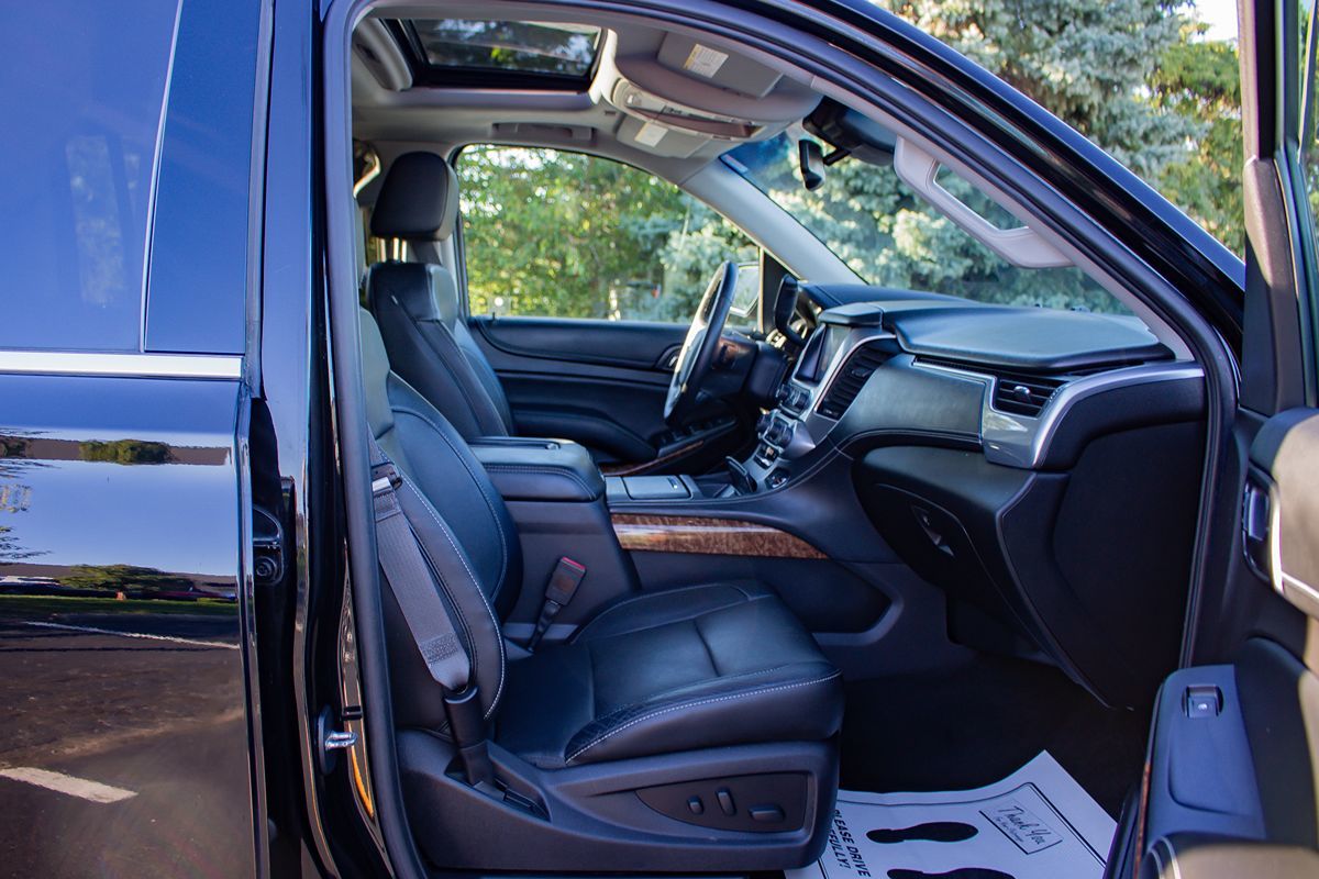 Photo 19 of this Chevrolet Suburban