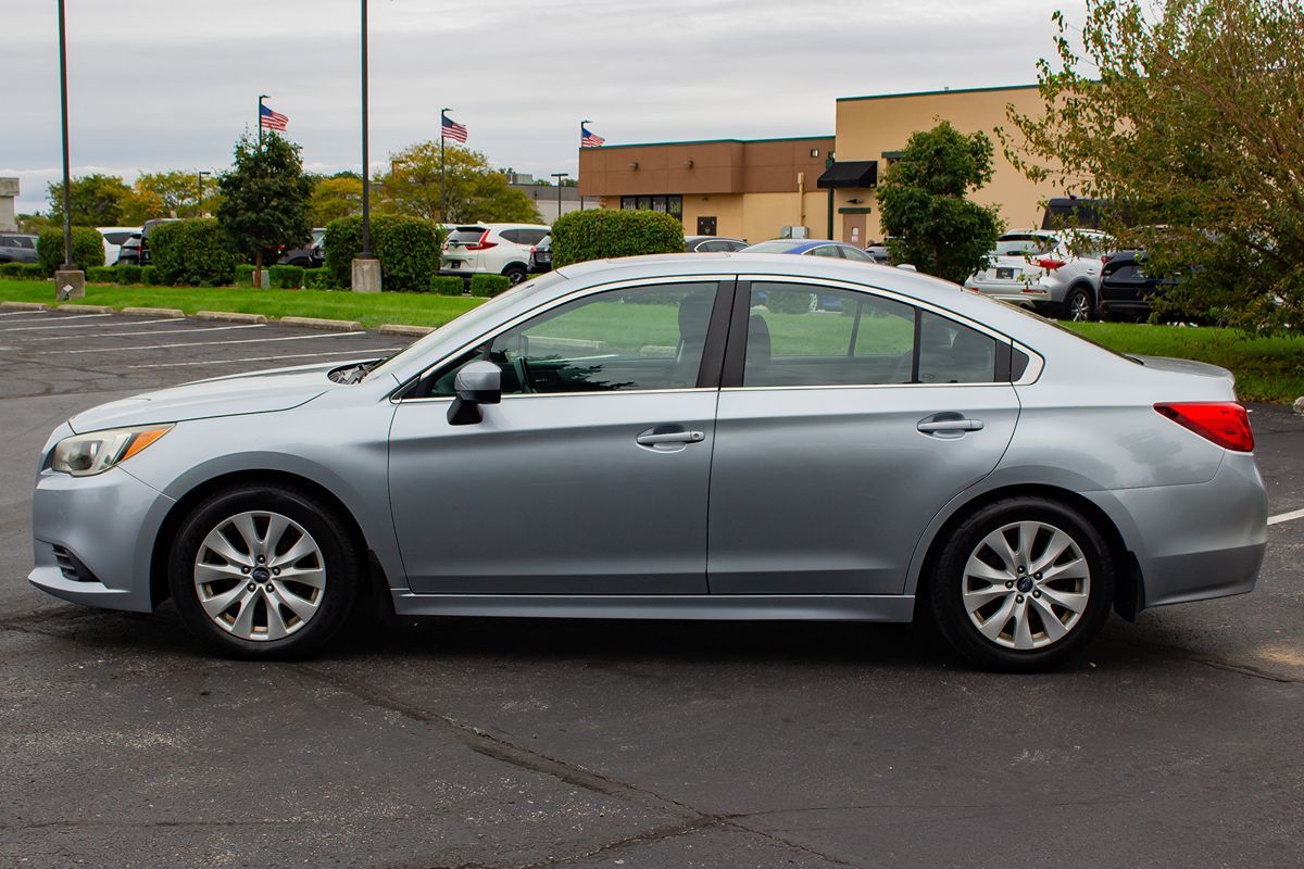 Photo 5 of this Subaru Legacy