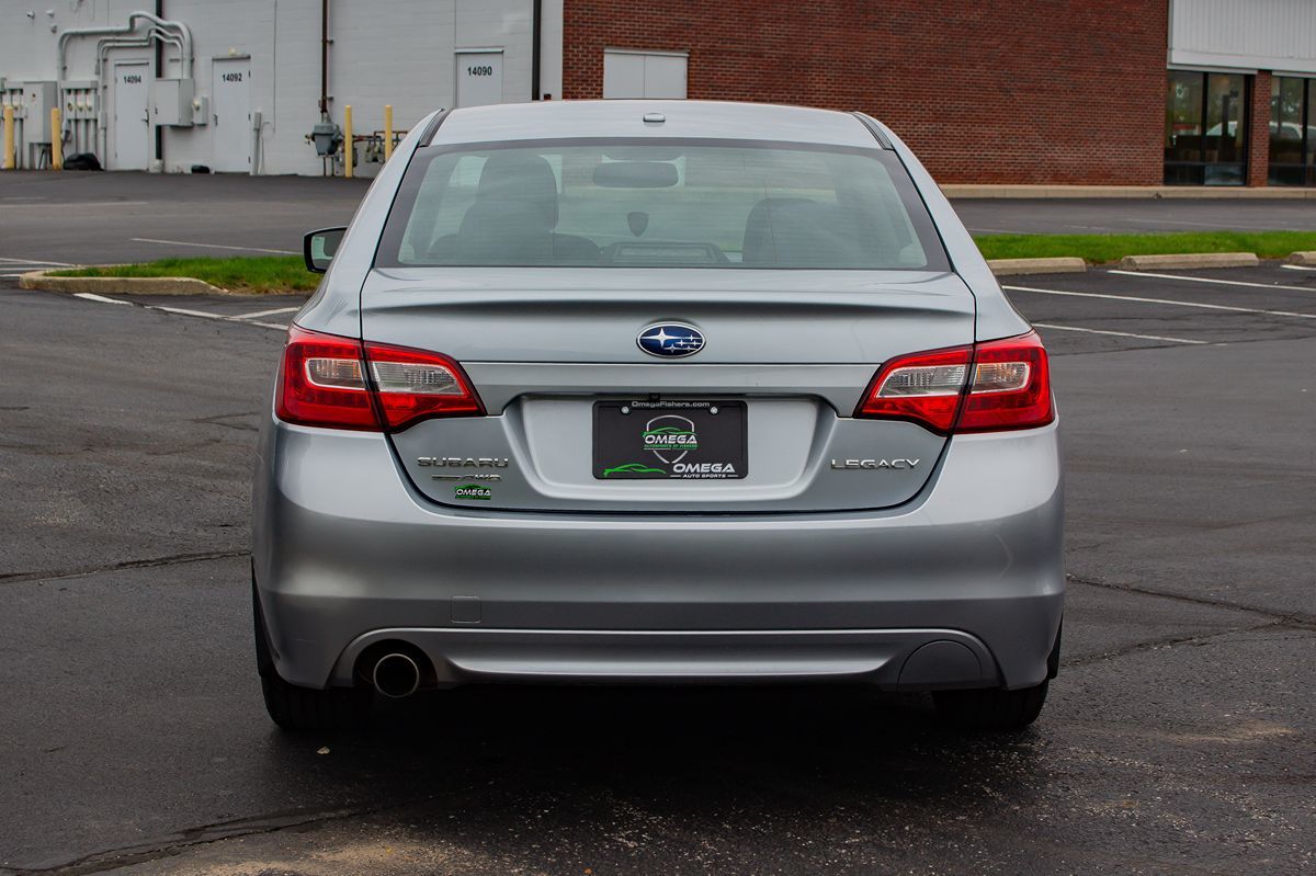 Photo 8 of this Subaru Legacy