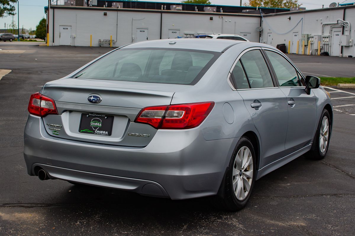 Photo 9 of this Subaru Legacy
