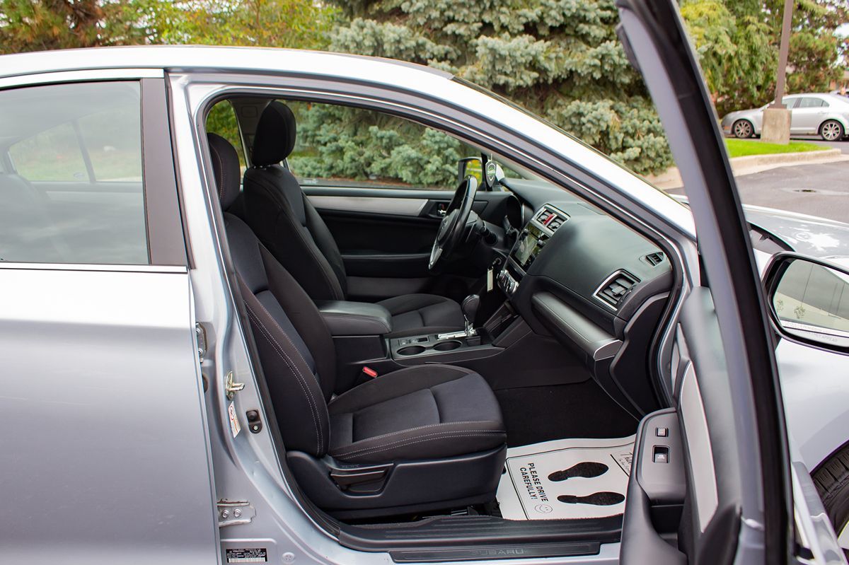 Photo 19 of this Subaru Legacy