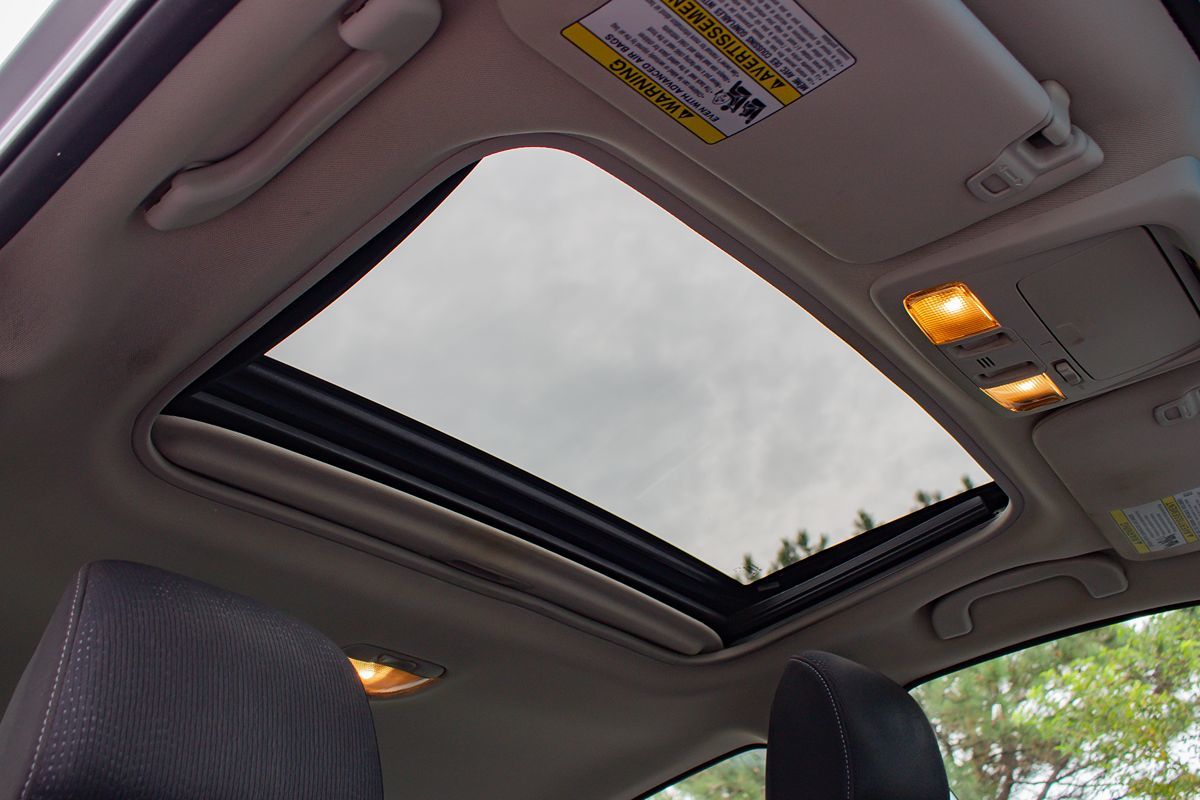 Photo 21 of this Subaru Legacy
