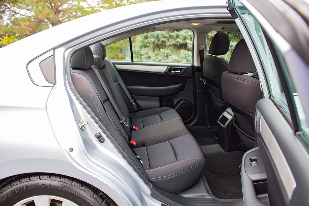 Photo 17 of this Subaru Legacy