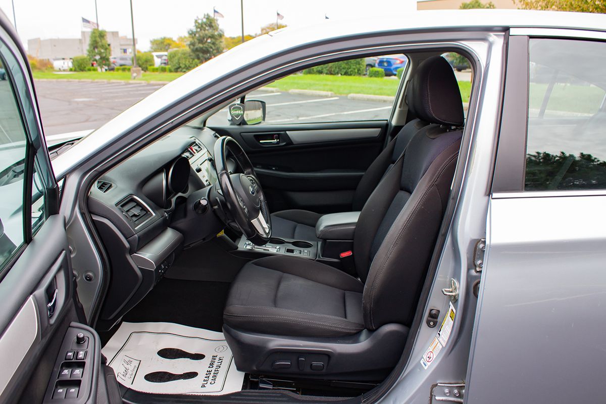 Photo 12 of this Subaru Legacy