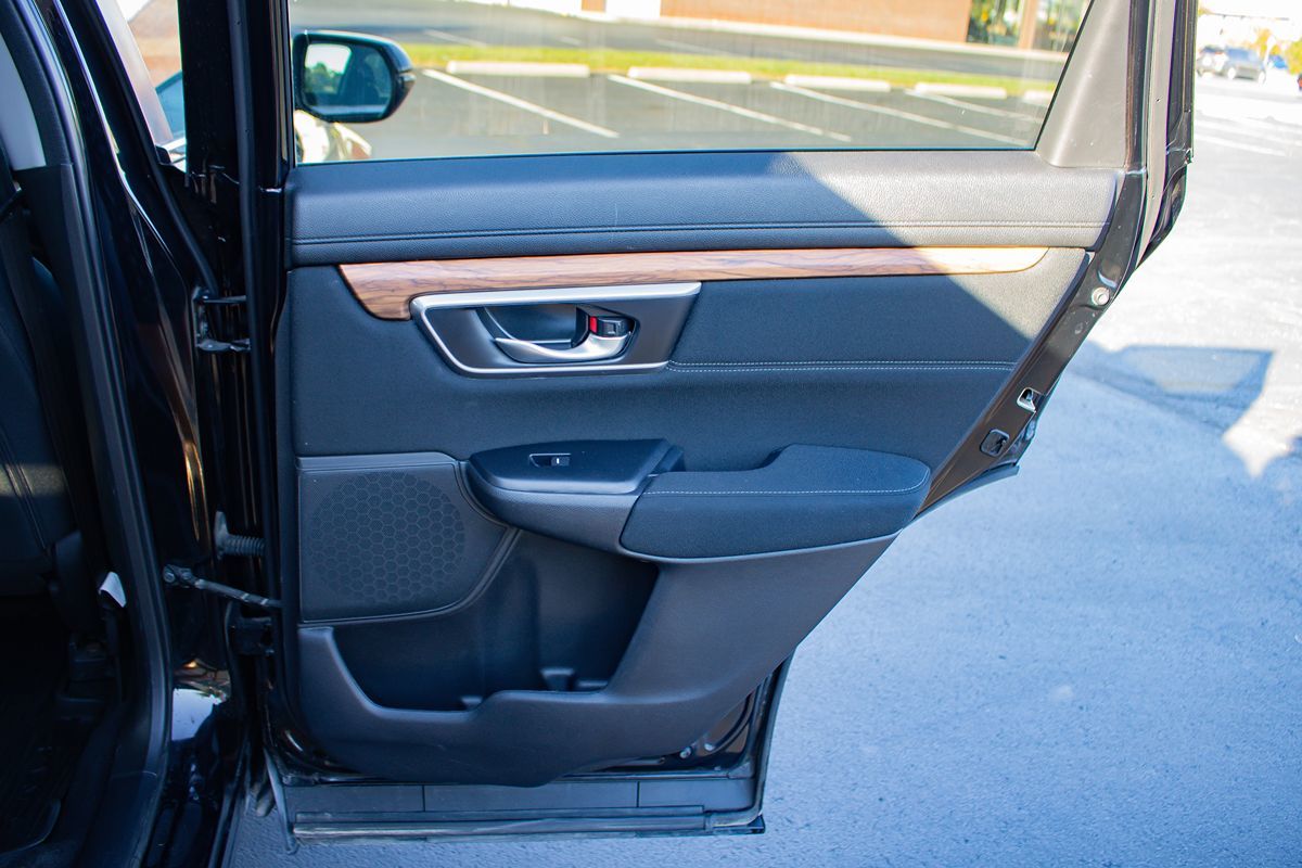 Photo 17 of this Honda CR-V