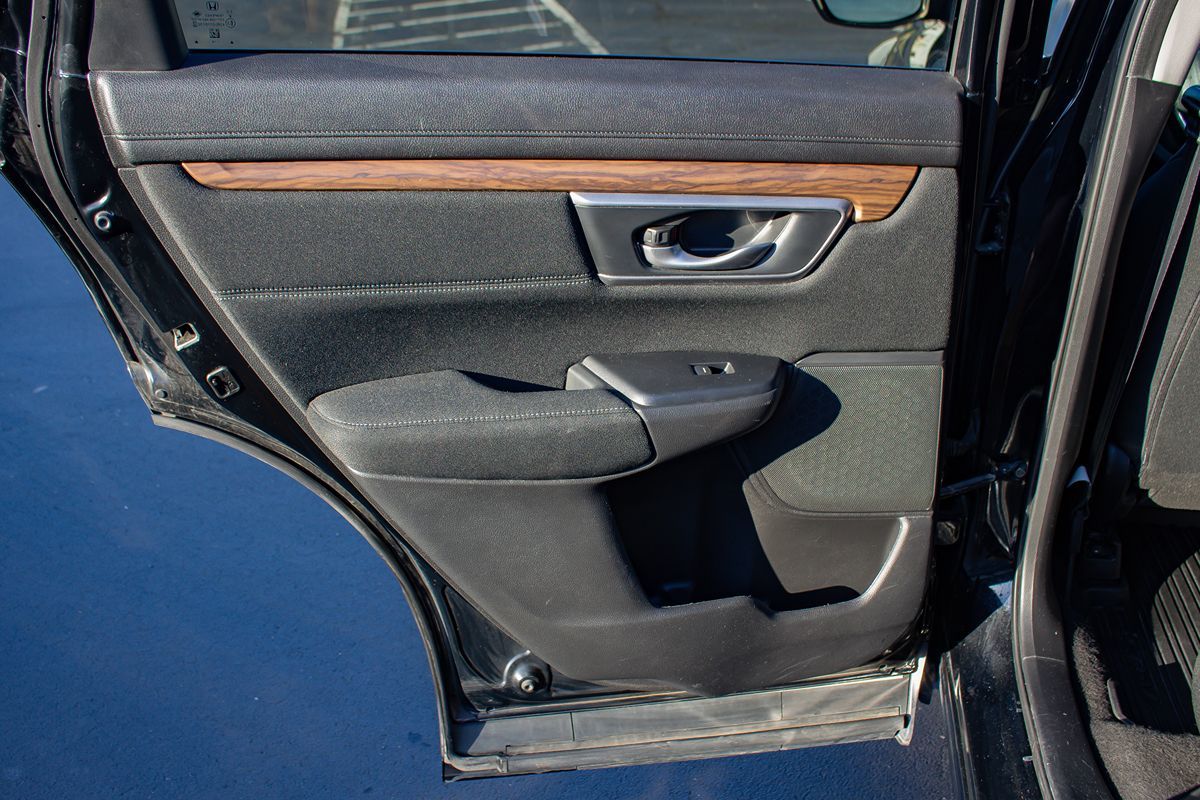 Photo 15 of this Honda CR-V