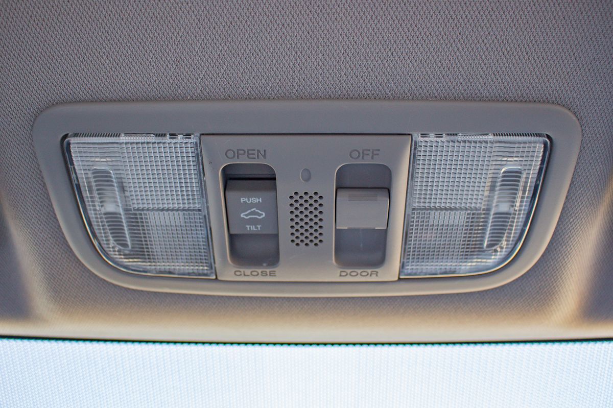 Photo 29 of this Honda Civic Sedan