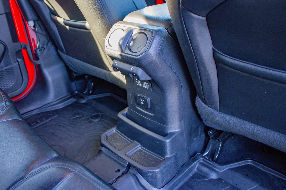 Photo 32 of this Jeep Wrangler
