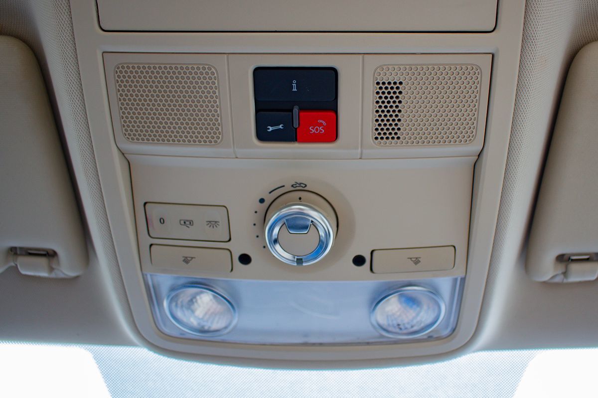 Photo 29 of this Volkswagen Jetta