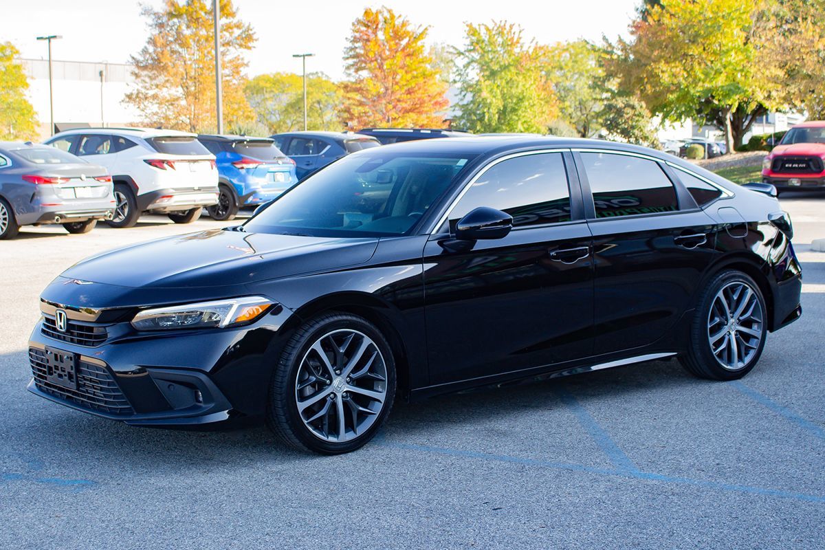 Photo 4 of this Honda Civic Sedan