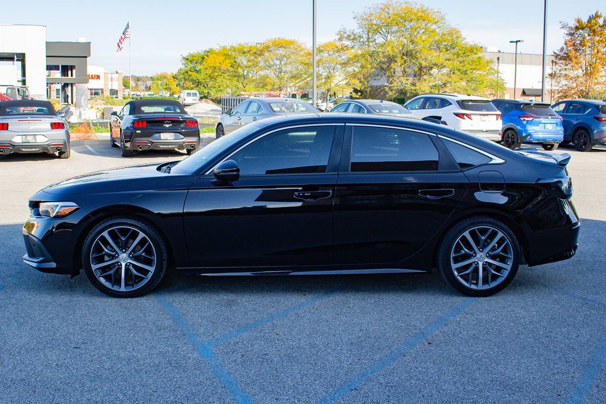 Photo 5 of this Honda Civic Sedan