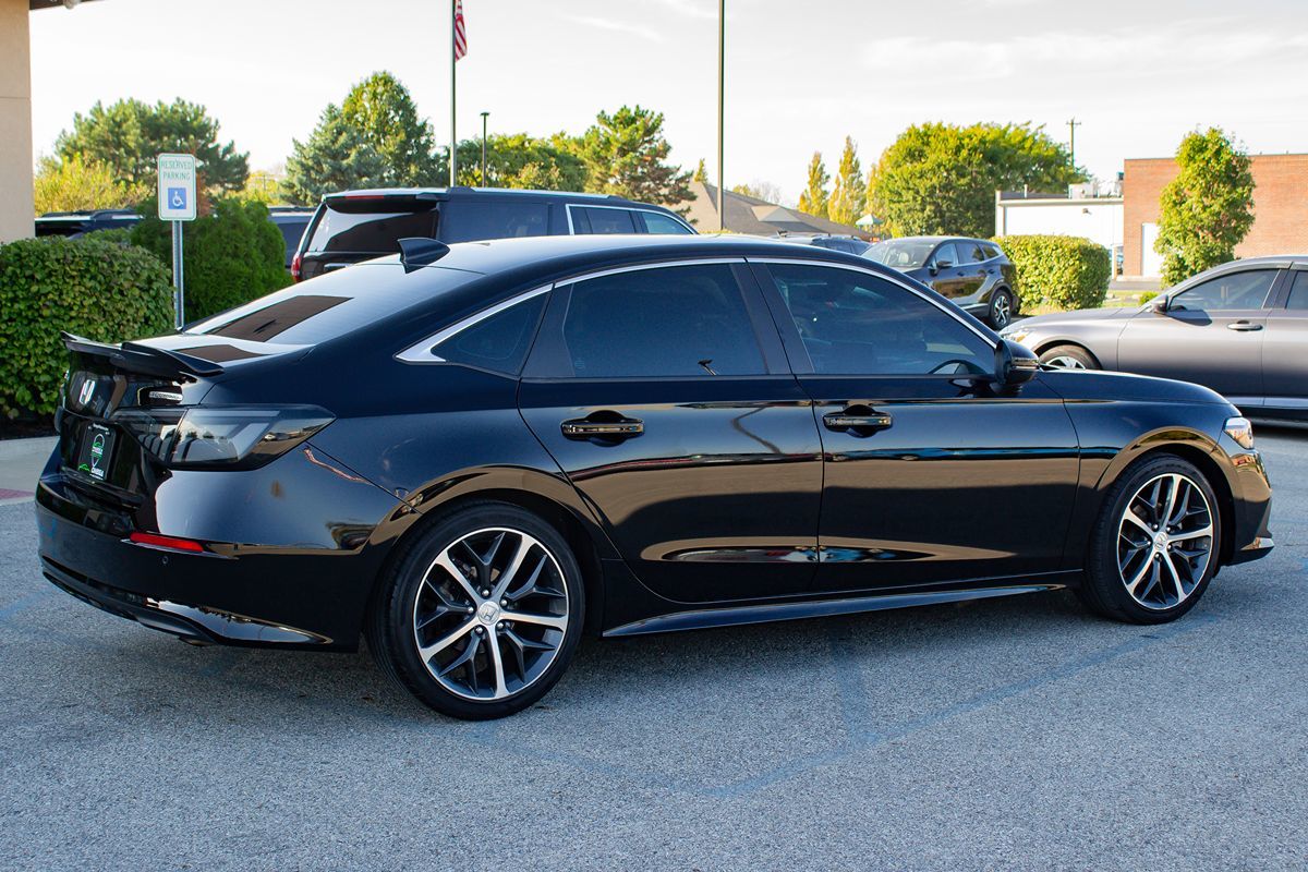 Photo 10 of this Honda Civic Sedan