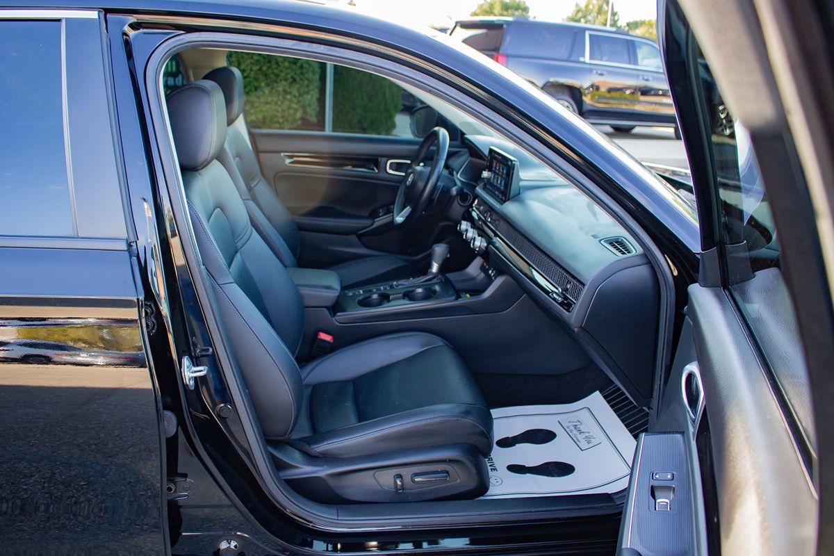 Photo 19 of this Honda Civic Sedan