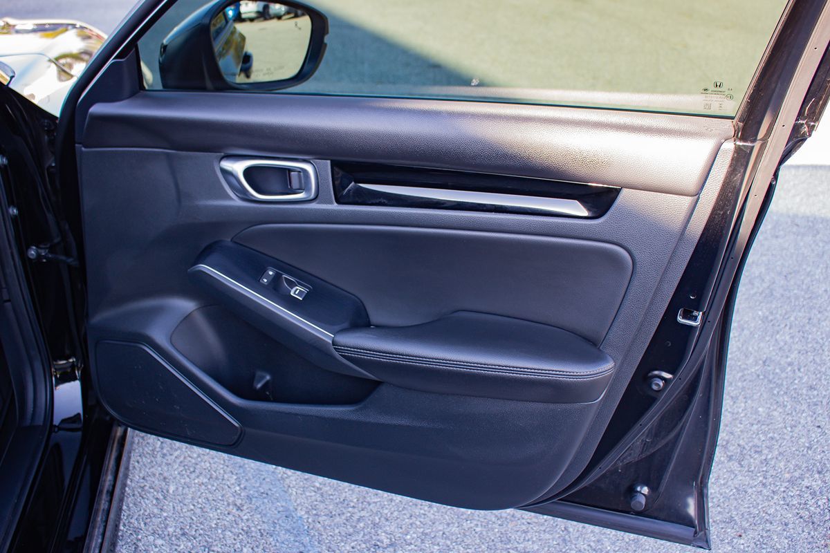 Photo 20 of this Honda Civic Sedan